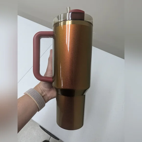 Lainey Wilson Edition Stanley Tumbler - Picture 4 of 5